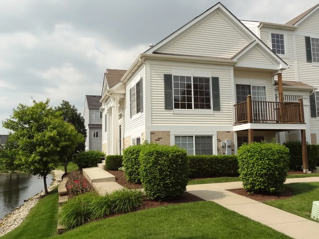131 Enclave Circle Bolingbrook IL 60440