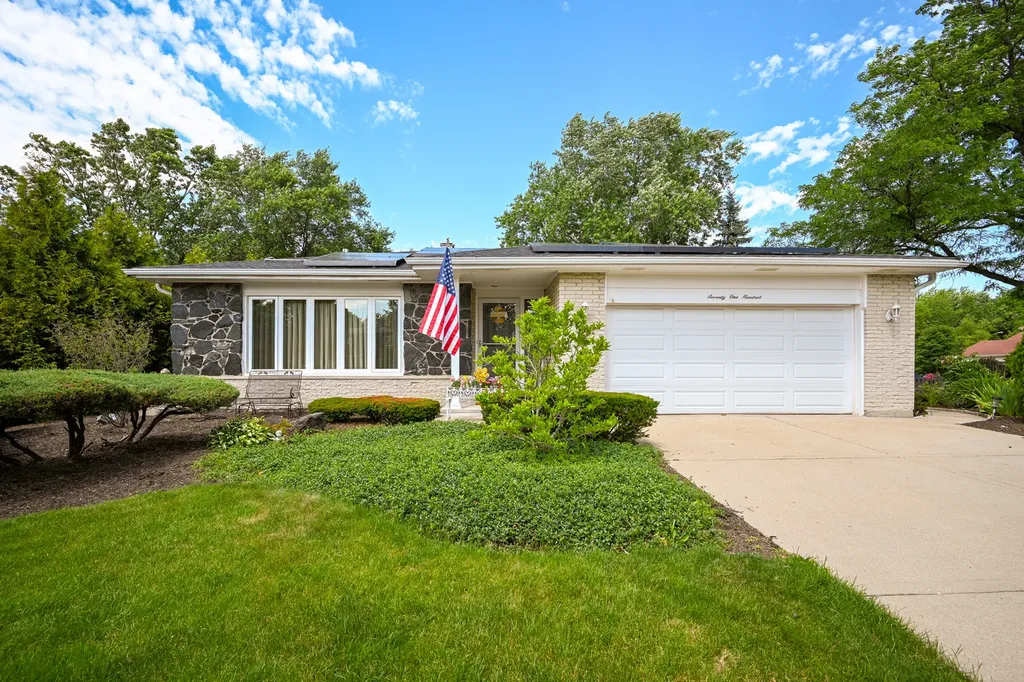 7100 Terrace Drive Downers Grove IL 60516