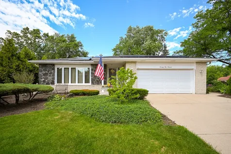 7100 Terrace Drive Downers Grove IL 60516