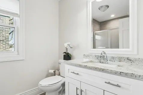 1653 North Douglas Avenue Arlington Heights IL 60004