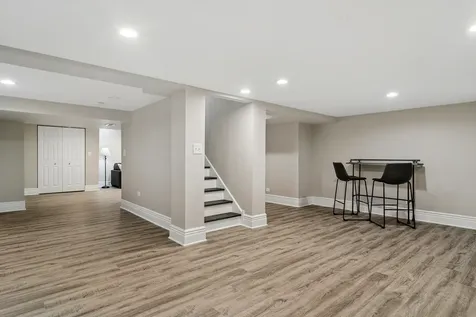 1653 North Douglas Avenue Arlington Heights IL 60004