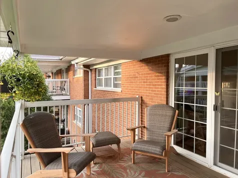 169 East Palatine Road Palatine IL 60067