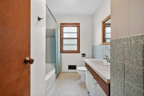 5625 Lincoln Avenue Lisle IL 60532