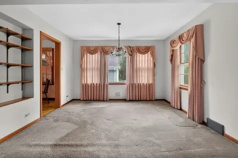5625 Lincoln Avenue Lisle IL 60532