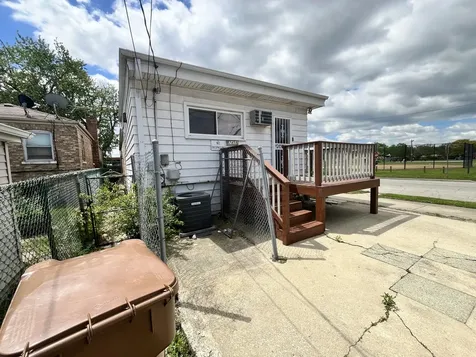 7458 West 64th Place Summit IL 60501