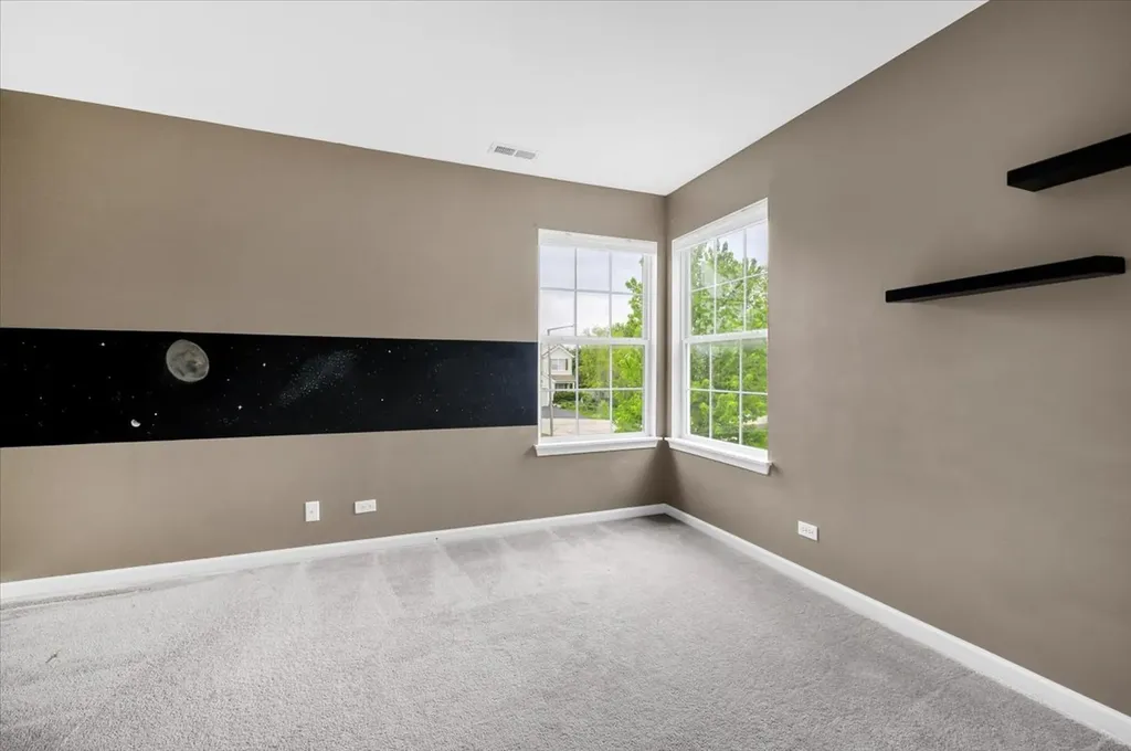 7 Appletree Court Lake In The Hills IL 60156
