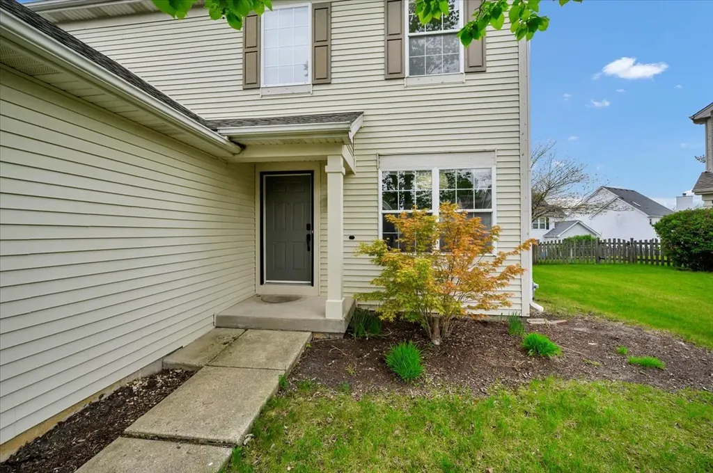 7 Appletree Court Lake In The Hills IL 60156