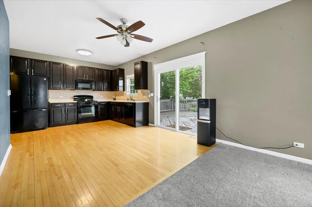 7 Appletree Court Lake In The Hills IL 60156