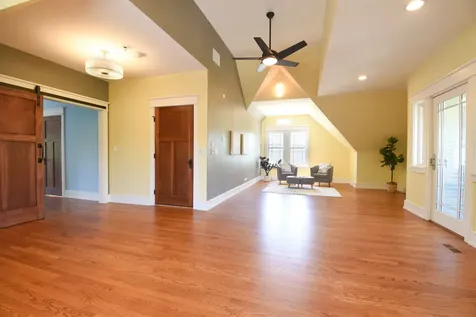 534 North Marion Street Oak Park IL 60302