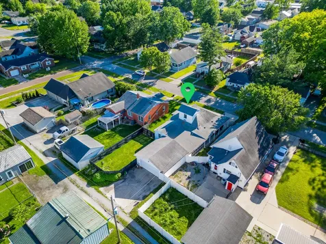 312 North 11th Street Herrin IL 62948
