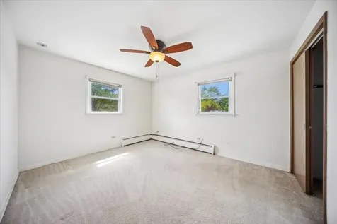 2316 185TH Place Lansing IL 60438
