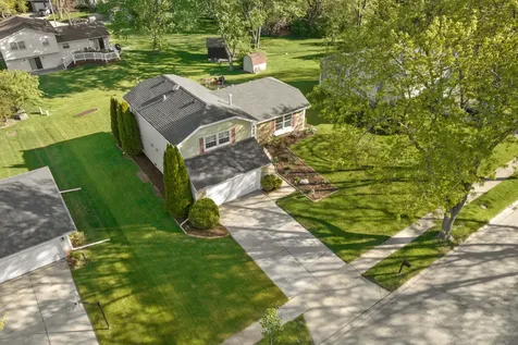 650 Butterfield Drive Algonquin IL 60102