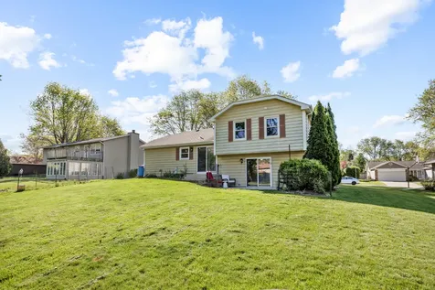 650 Butterfield Drive Algonquin IL 60102