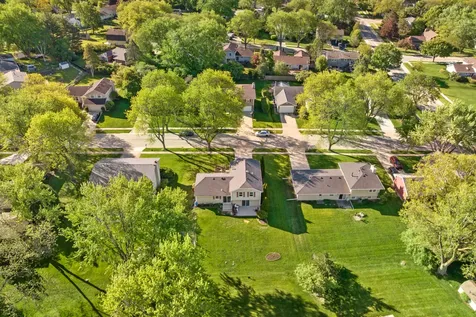 650 Butterfield Drive Algonquin IL 60102