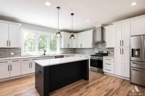 7948 West 74th Street Bridgeview IL 60455