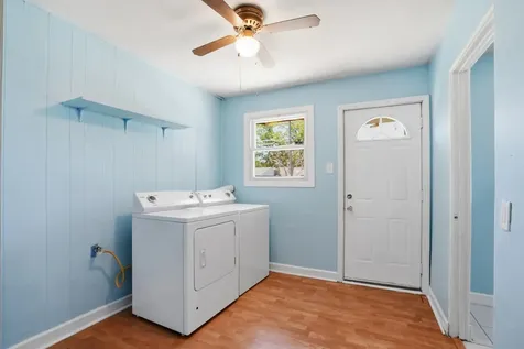 17044 Burnham Avenue Lansing IL 60438