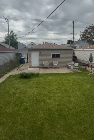 4736 South Campbell Avenue Chicago IL 60632