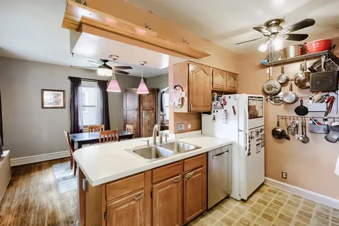15 West Ann Street Lombard IL 60148