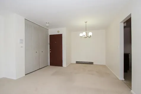 834 East Old Willow Road Prospect Heights IL 60070