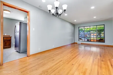 425 Douglas Street Oswego IL 60543