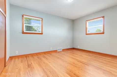 425 Douglas Street Oswego IL 60543