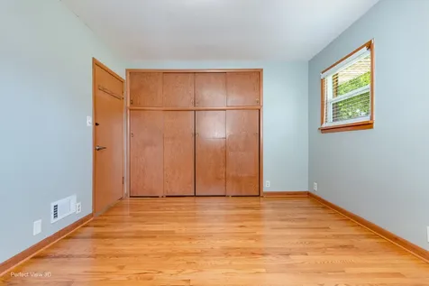 425 Douglas Street Oswego IL 60543