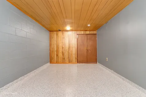 425 Douglas Street Oswego IL 60543
