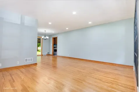 425 Douglas Street Oswego IL 60543