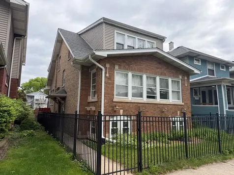 5828 West Berenice Avenue Chicago IL 60634