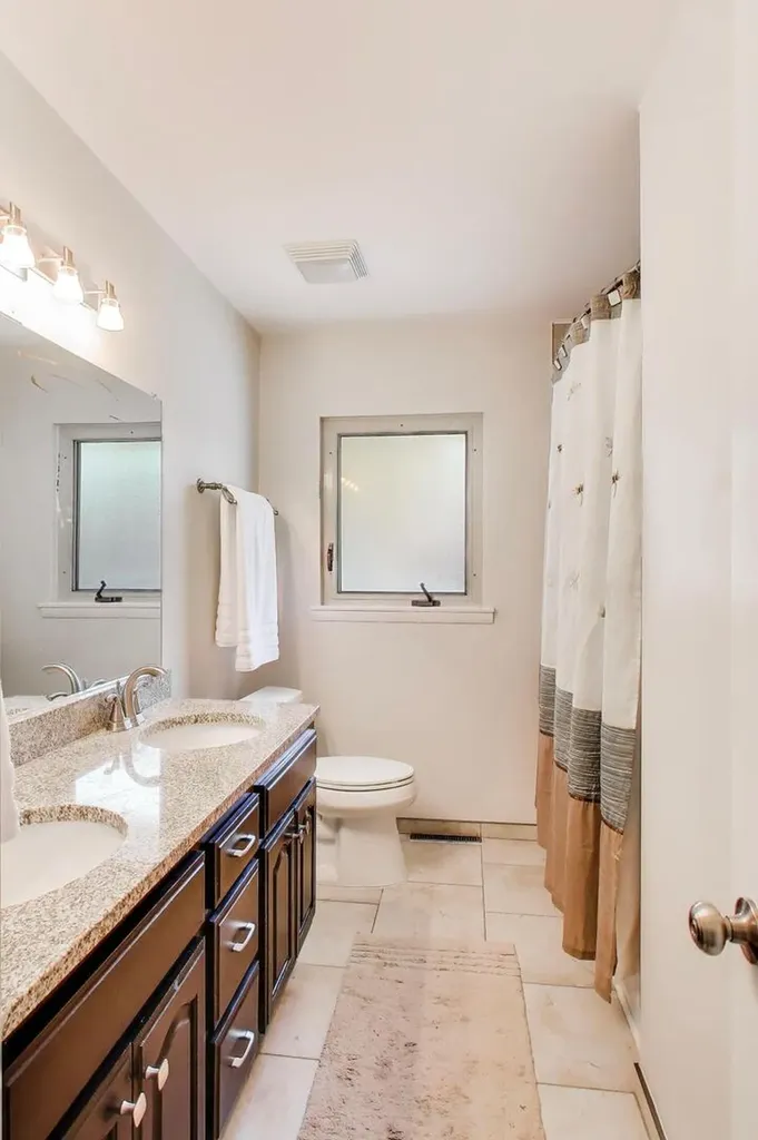 5300 Franklin Avenue Western Springs IL 60558