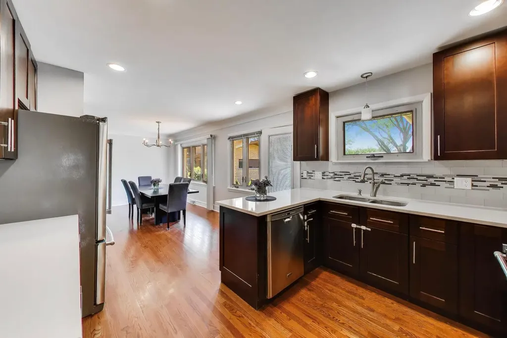 5300 Franklin Avenue Western Springs IL 60558