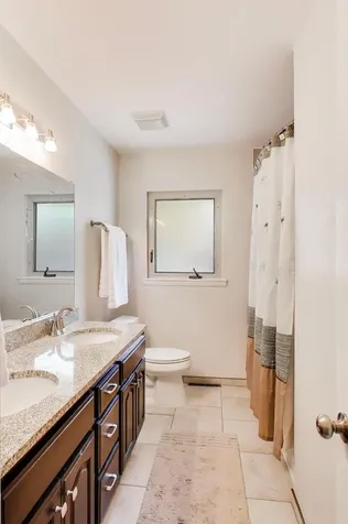 5300 Franklin Avenue Western Springs IL 60558