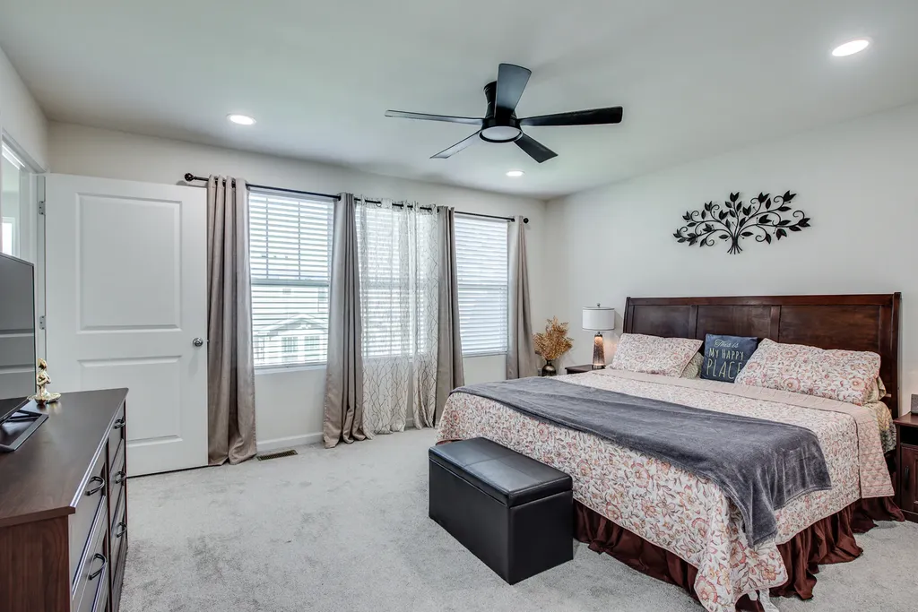 2310 Ryegrass Lane Bolingbrook IL 60490