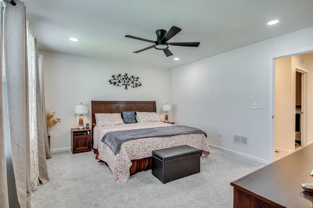 2310 Ryegrass Lane Bolingbrook IL 60490