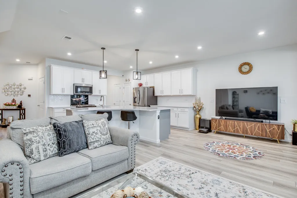 2310 Ryegrass Lane Bolingbrook IL 60490