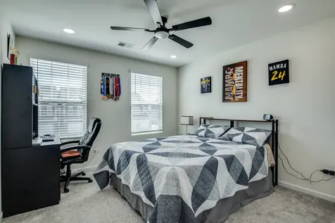 2310 Ryegrass Lane Bolingbrook IL 60490