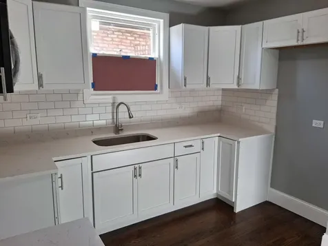 2105 South 7th Avenue Maywood IL 60153