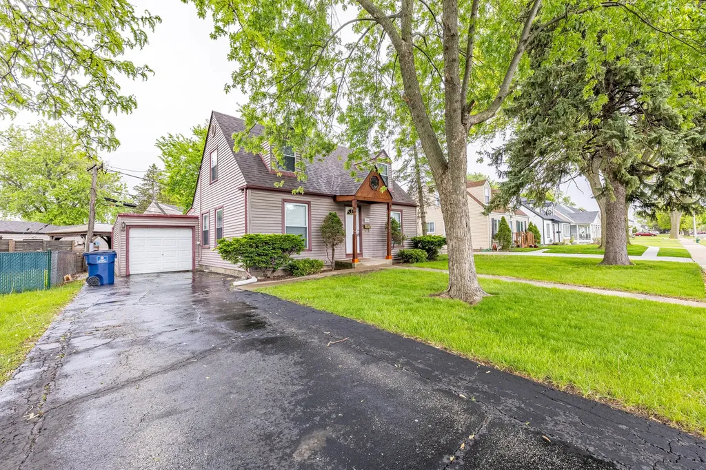 2633 Scott Street Franklin Park IL 60131