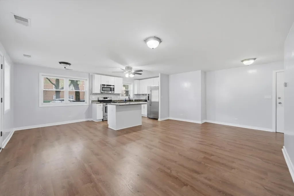 2501 West Bryn Mawr Avenue Chicago IL 60659