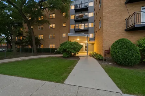 2501 West Bryn Mawr Avenue Chicago IL 60659