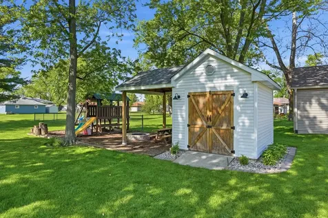 3235 186TH Street Lansing IL 60438