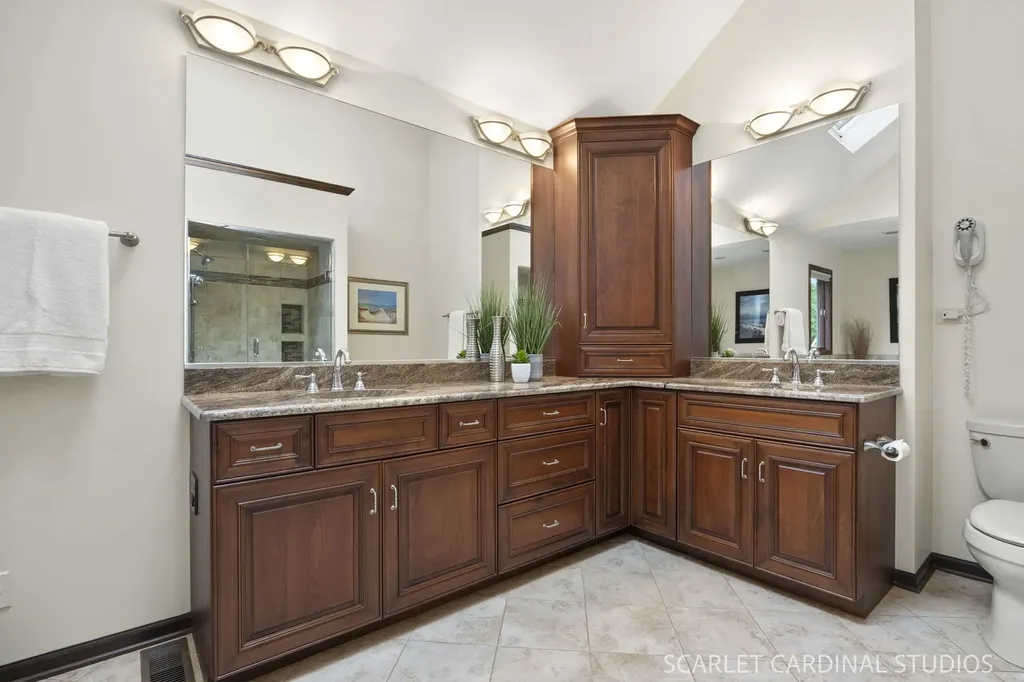 809 Glenmore Court Naperville IL 60540
