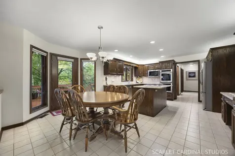 809 Glenmore Court Naperville IL 60540