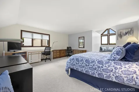 809 Glenmore Court Naperville IL 60540