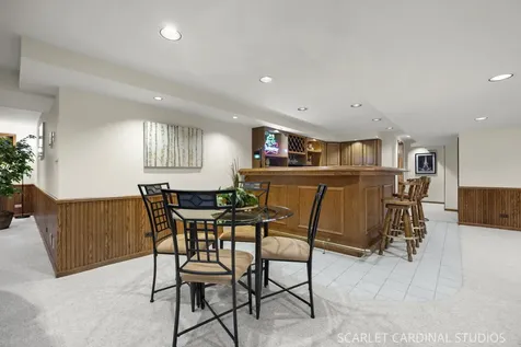 809 Glenmore Court Naperville IL 60540