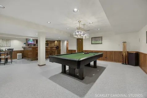 809 Glenmore Court Naperville IL 60540