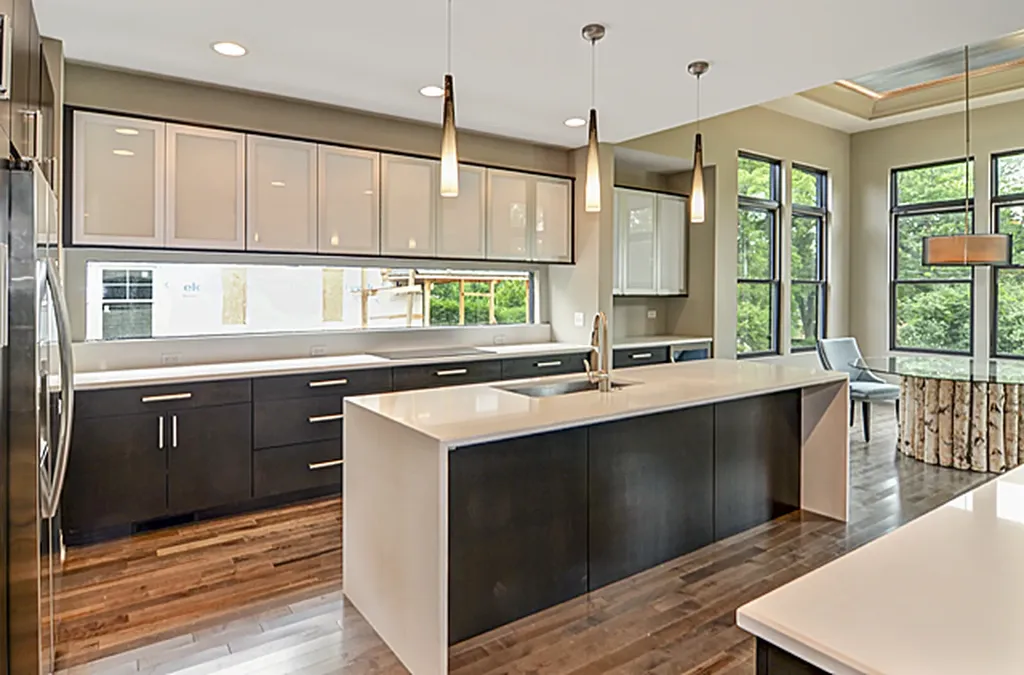942 Acorn Avenue Glen Ellyn IL 60137