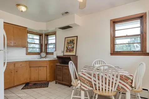125 North Oak Leaf Drive Addison IL 60101