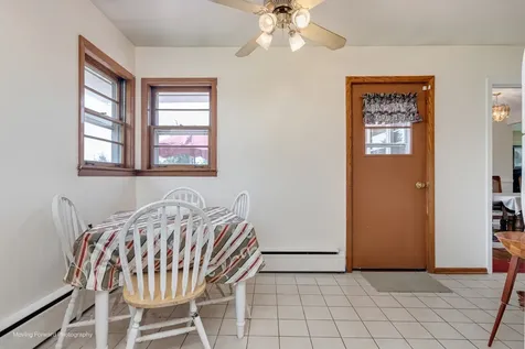 125 North Oak Leaf Drive Addison IL 60101