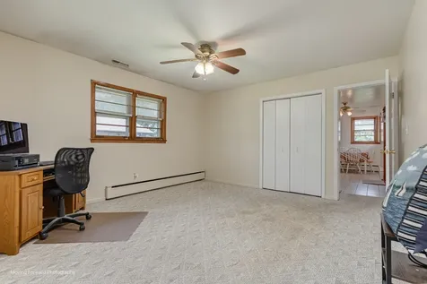 125 North Oak Leaf Drive Addison IL 60101